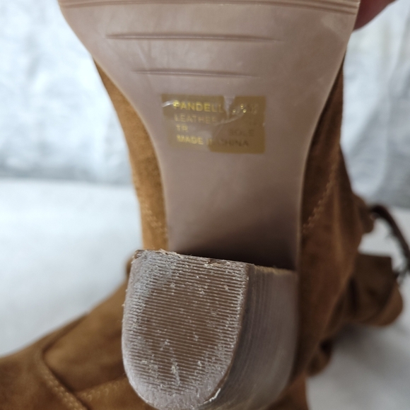 Zodiac Pandell USA brown  suede ankle buckle slouch boot size 8.5 - Picture 11 of 16